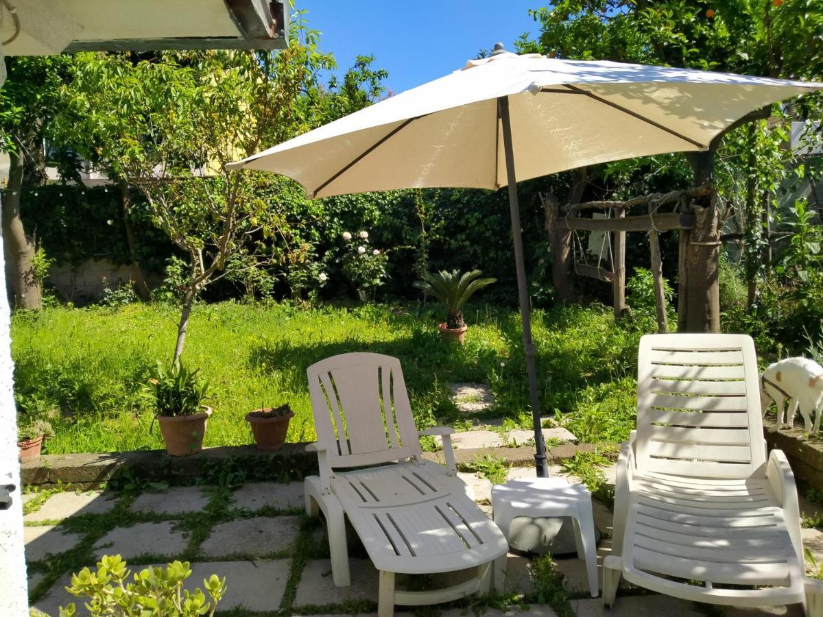 Bed and Breakfast Villino L'Aranceto Sorrentino Мета Экстерьер фото