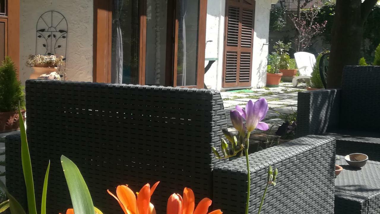 Bed and Breakfast Villino L'Aranceto Sorrentino Мета Экстерьер фото